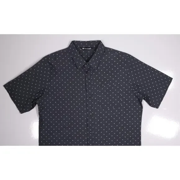 Travis Mathew Gray Print Design Short Sleeve Button Up Shirt Mens Medium - Picture 2 of 7
